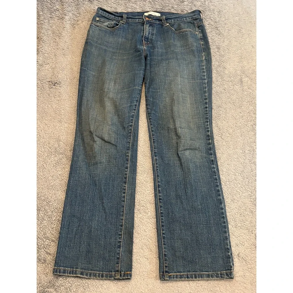 Levi's 505 Jeans Womens 10M Straight Leg Medium Wash Blue Denim Casual